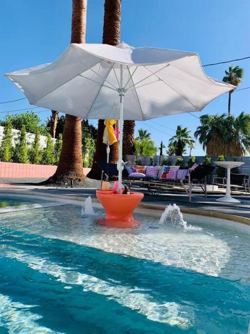 Alexander: Retro Chic Oasis 2023 Modernism Showcase House Palm Springs Eksteriør billede