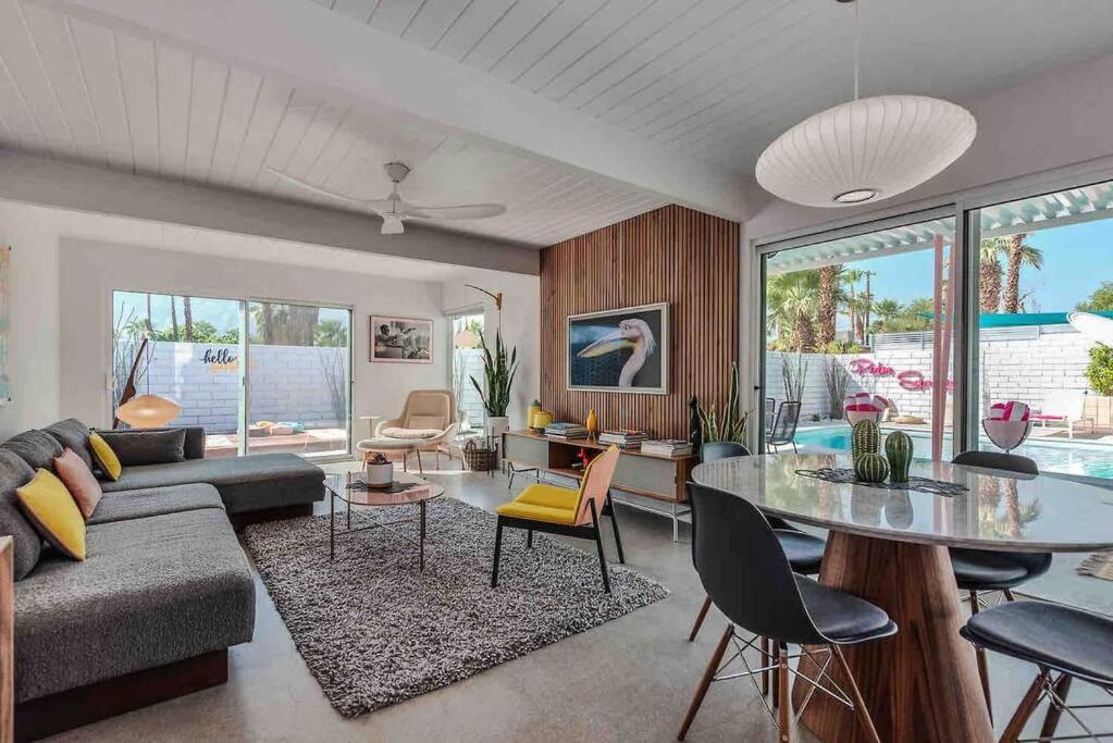 Alexander: Retro Chic Oasis 2023 Modernism Showcase House Palm Springs Eksteriør billede