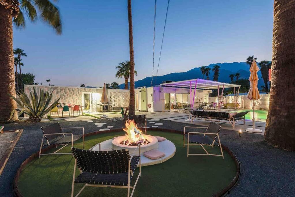 Alexander: Retro Chic Oasis 2023 Modernism Showcase House Palm Springs Eksteriør billede