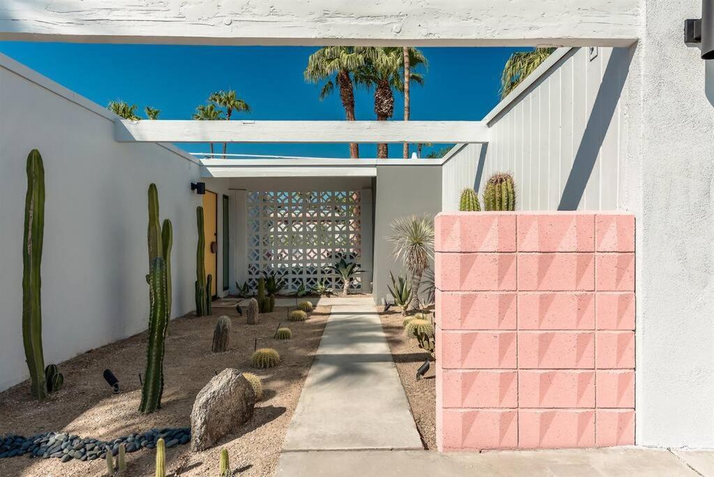 Alexander: Retro Chic Oasis 2023 Modernism Showcase House Palm Springs Eksteriør billede