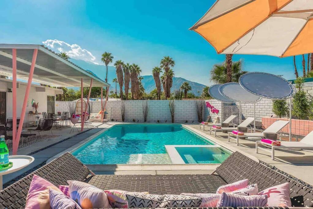 Alexander: Retro Chic Oasis 2023 Modernism Showcase House Palm Springs Eksteriør billede