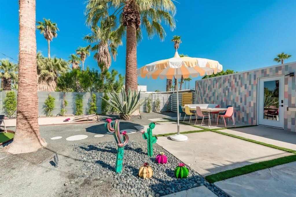 Alexander: Retro Chic Oasis 2023 Modernism Showcase House Palm Springs Eksteriør billede